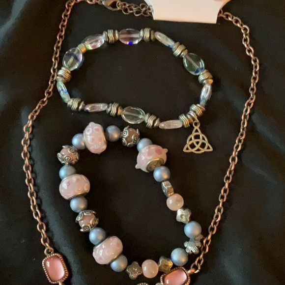 Vintage Gothic Necklace, 2 Bracelets, Pair of Earrings , Gorgeous ♥️🔥💕💙🔥❤️💚 - Picture 3 of 8